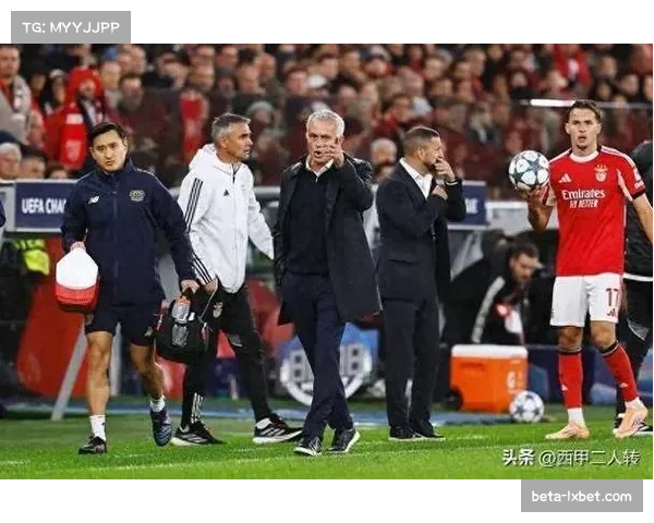 葡超VAR判罚标准引热议，穆里尼奥多次表达不满